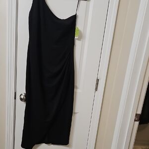 Windsor Elegant Black One-Shoulder Dress
